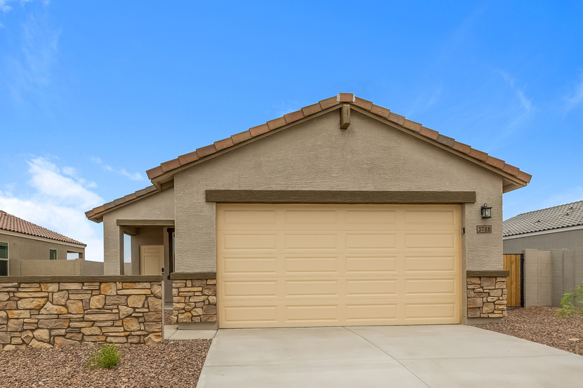 3786 E SANDOVAL DR San Tan Valley, AZ 85140
